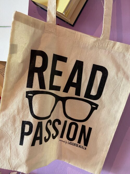 shopper-read-passion-nera